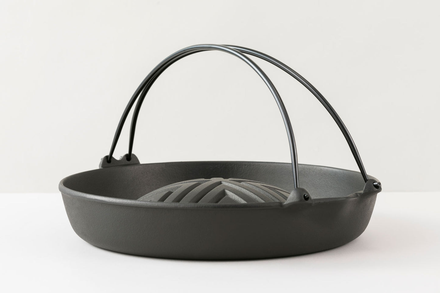 焼肉ジンギスカン鍋（ツル付）