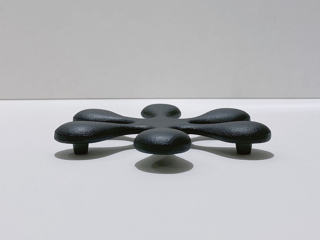 釜敷　トリベット（小）　黒