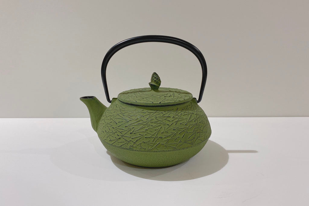 Teapot Type 5 Matsuba Wakakusa