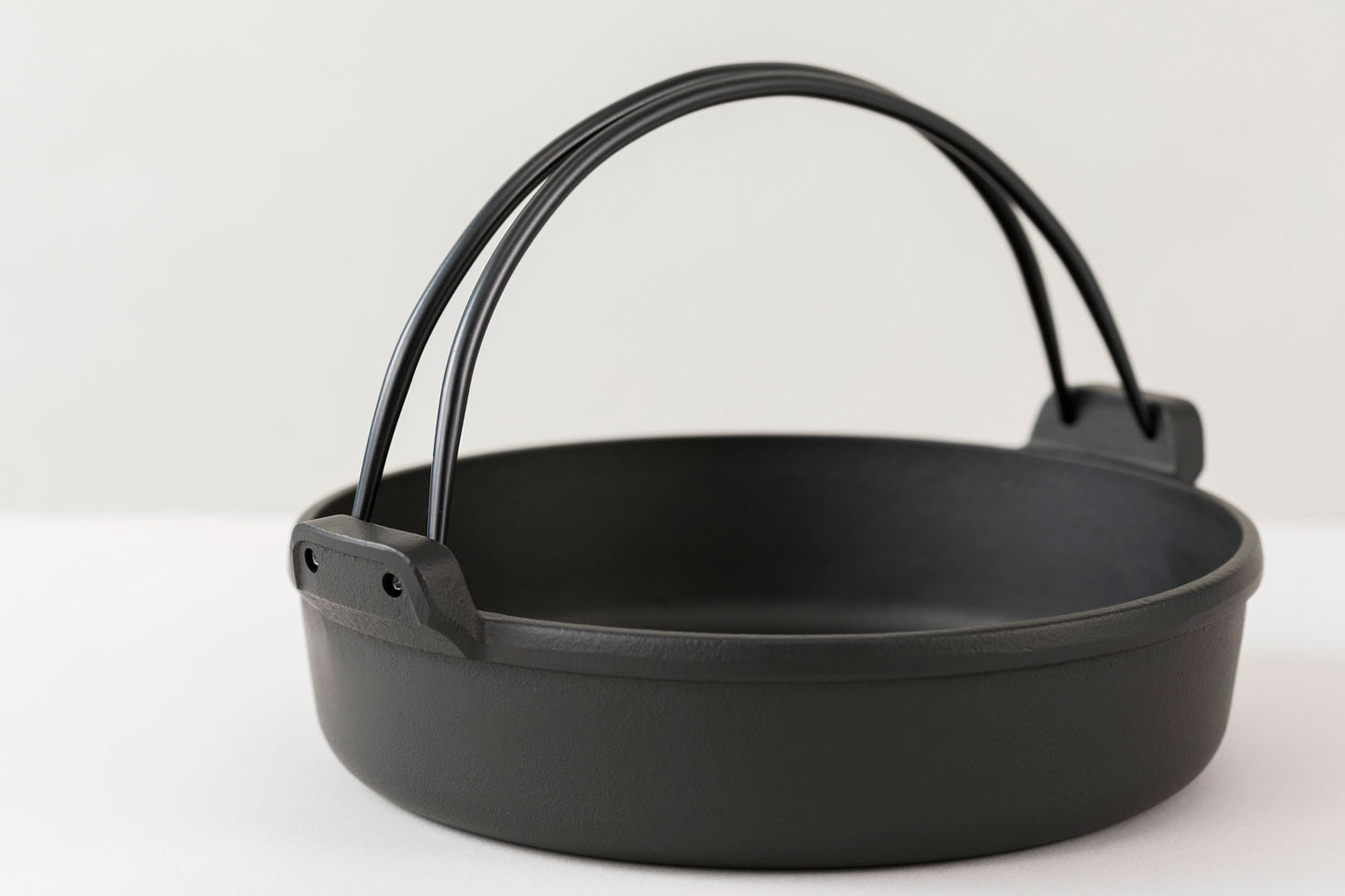 すき焼鍋南部ツル付24cm