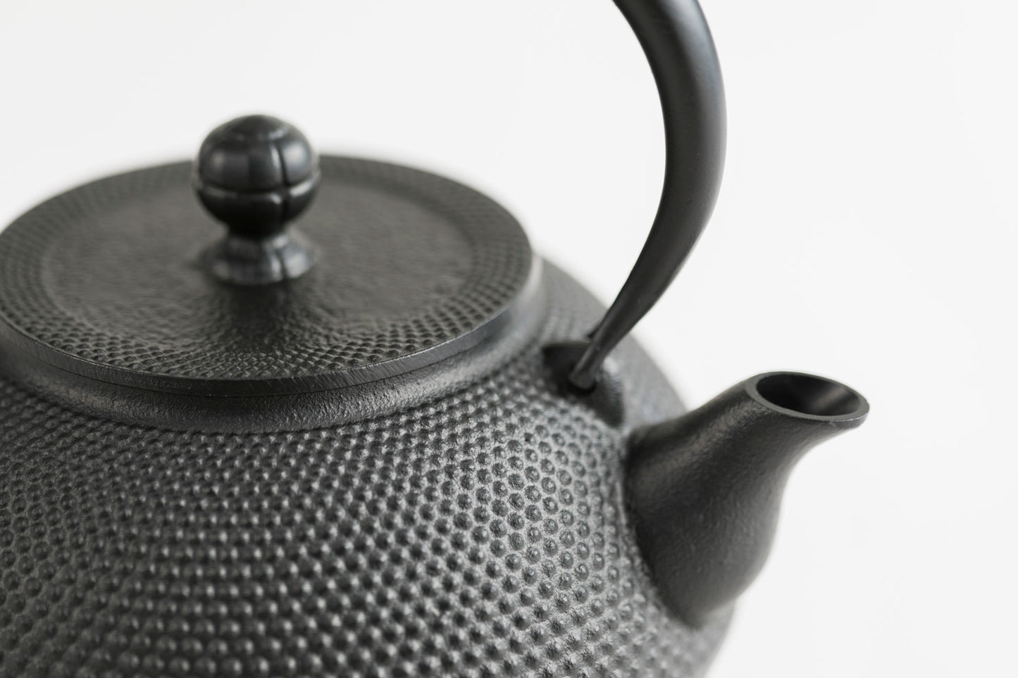 鉄瓶　9型平丸アラレ(内面釜焼)