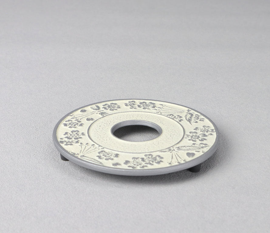 釜敷　丸サクラ(大)　銀/麻色