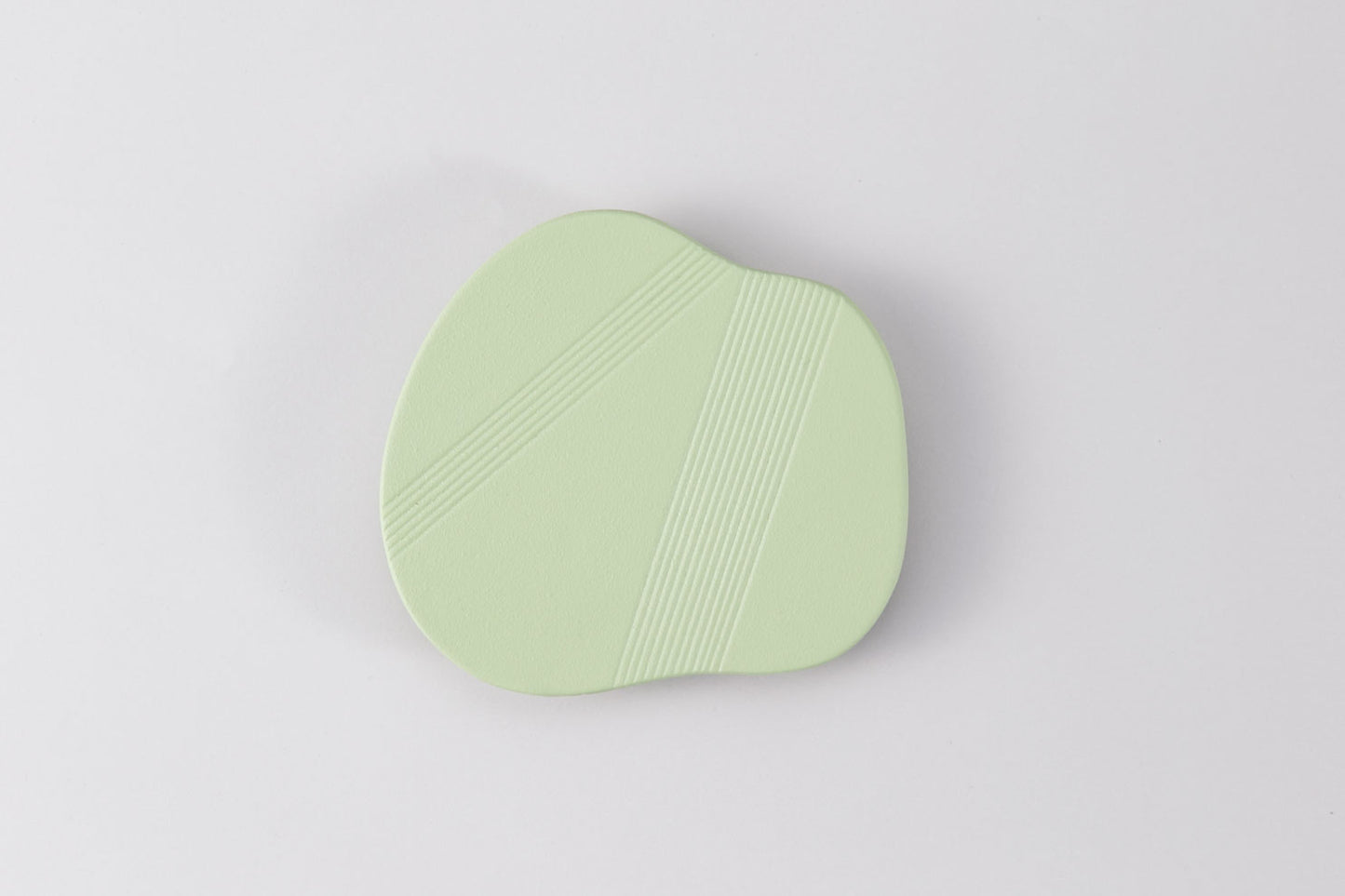 釜敷　うき雲（よもぎ）